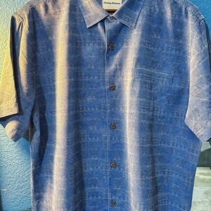 Tommy Bahama Textured Blue Casual Shirt
